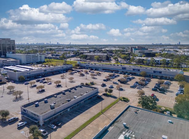 Hollister Pointe thumbnail 3